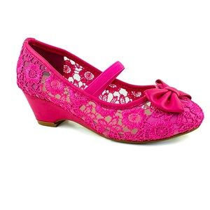 Fushia Floral lace tony dress heels.